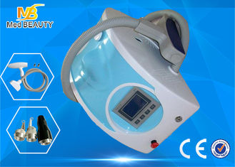中国 Q は Nd Yag レーザーの皮の美機械入れ墨の取り外しの高いレーザー エネルギーを転換します サプライヤー